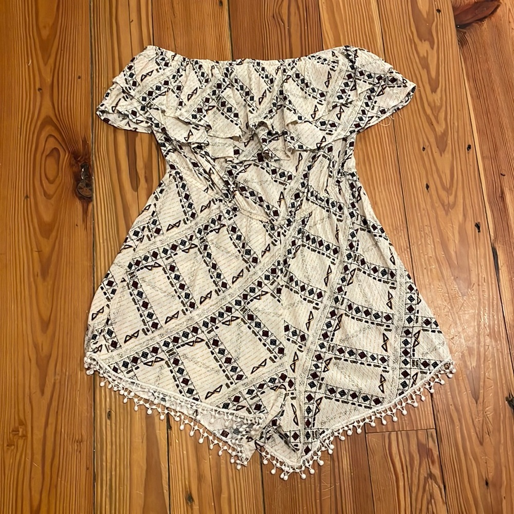 Super cute strapless romper